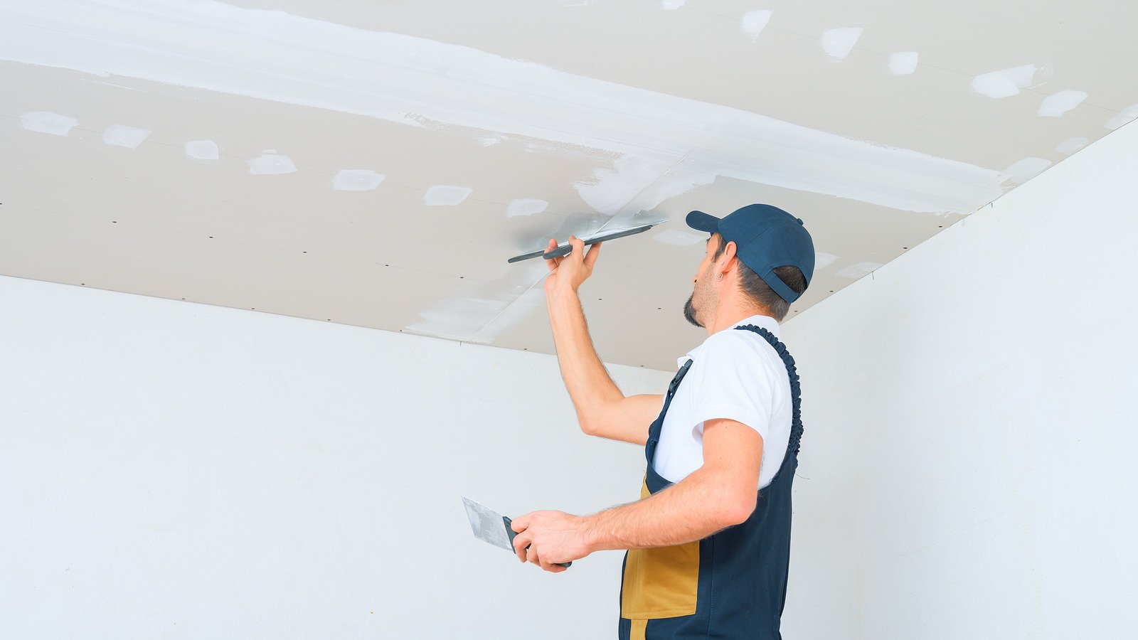 How to Know When Your Drywall Needs Repair